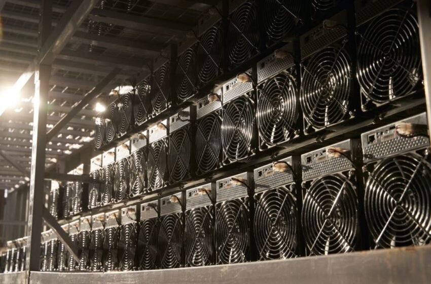  Bitcoin Hashrate Briefly Slips Below 200 EH/S During Market Rout, Less Than 100K Blocks Left Until the Halving – Mining Bitcoin News