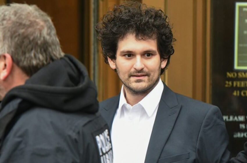  Disgraced FTX Co-Founder Accused of Moving $684K in Crypto Assets While Under House Arrest – Bitcoin News
