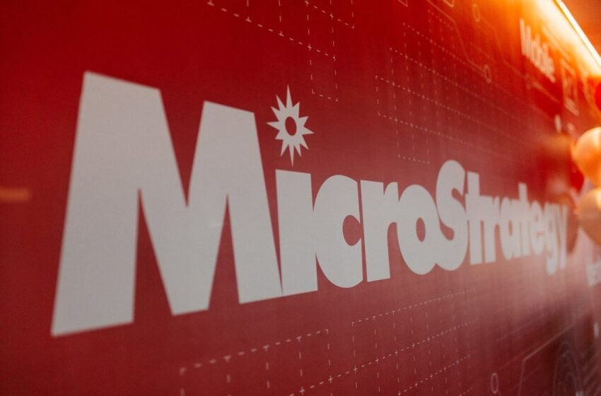  MicroStrategy Adds 2,500 Bitcoin to Stockpile and Holds 132,500 BTC