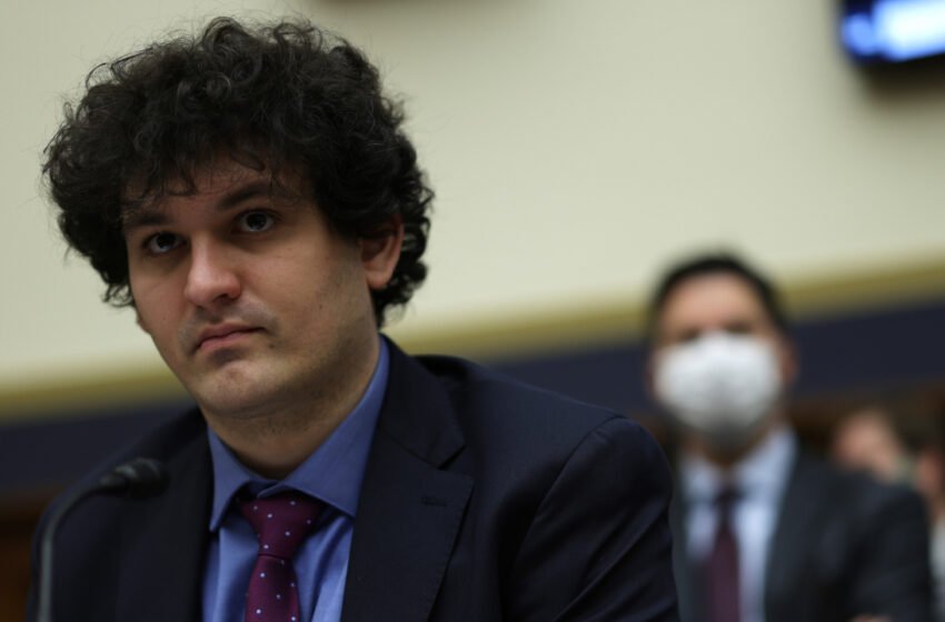  Before the Bankruptcy Filing, FTX Co-Founder SBF Was Told by Crypto Execs to ‘Stop Trying to Depeg Stablecoins’ – Bitcoin News