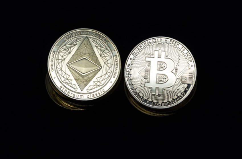 BTC, ETH Continue to Consolidate as USD Strengthens – Market Updates Bitcoin News