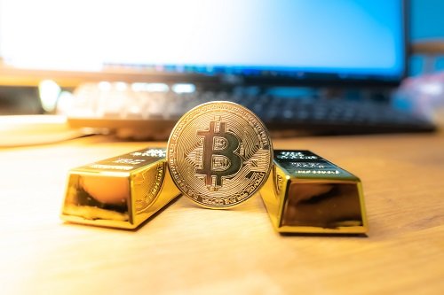  Macro strategist says Bitcoin could be in a supercycle