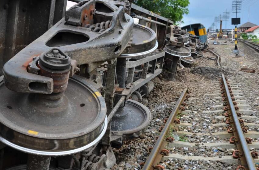  ‘I Fear We Are Heading for a Train Wreck’ – Economics Bitcoin News