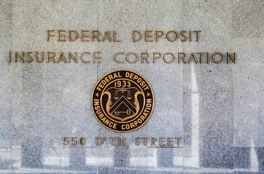 Midsize US Banks Ask Regulators to Extend FDIC Insurance to All Deposits for 2 Years Before Another Bank Fails – Regulation Bitcoin News
