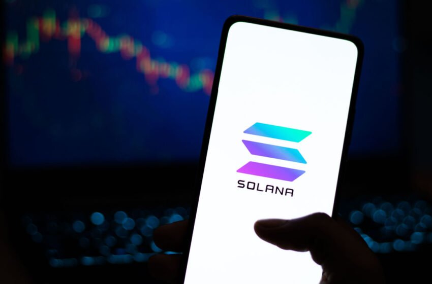  SOL Rebounds From 2-Month Low to Start the Weekend – Market Updates Bitcoin News