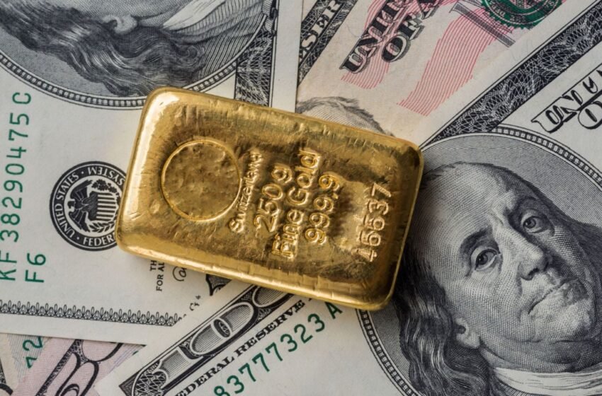  Gold Slides on Higher US Treasury Yields, Dollar – Bitcoin News