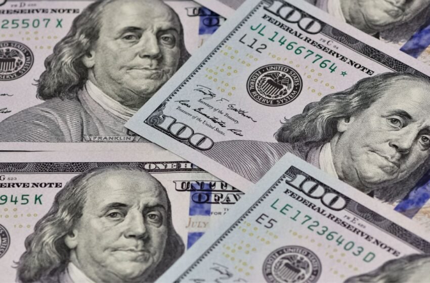  Warren Buffett Sees ‘No Option’ Other Than US Dollar as Reserve Currency, but Warns Fed Can’t ‘Just Print Money Indefinitely’ – Finance Bitcoin News