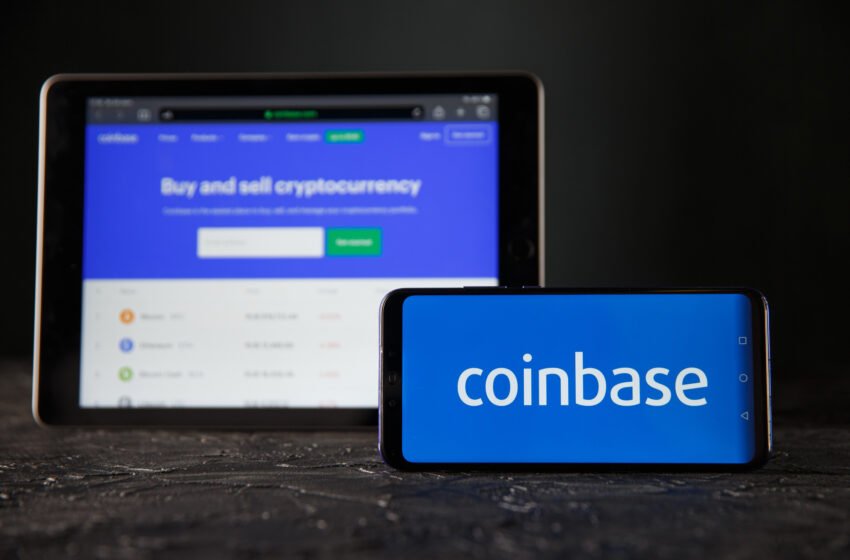  Cathie Wood boosts stake in Coinbase stock despite SEC lawsuit