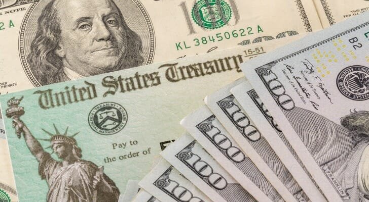  Bloomberg Senior Analyst Forecasts Tough Times for Crypto