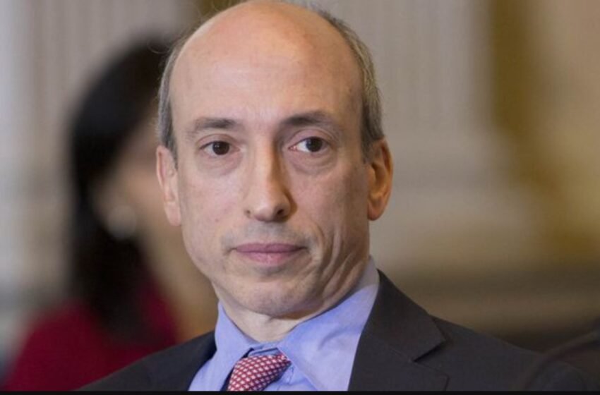  SEC Chairman Gary Gensler Affirms Ongoing Scrutiny of Bitcoin ETFs