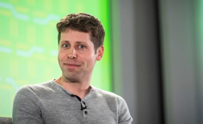  OpenAI CEO Sam Altman Praises Bitcoin’s Potential for Transparency and Fears CBDC