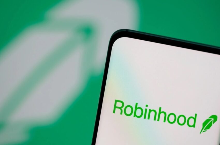  Robinhood Expands into the UK and EU with Crypto Trading