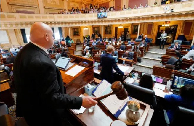  Virginia State Senate Pioneers New Digital Asset Legislation