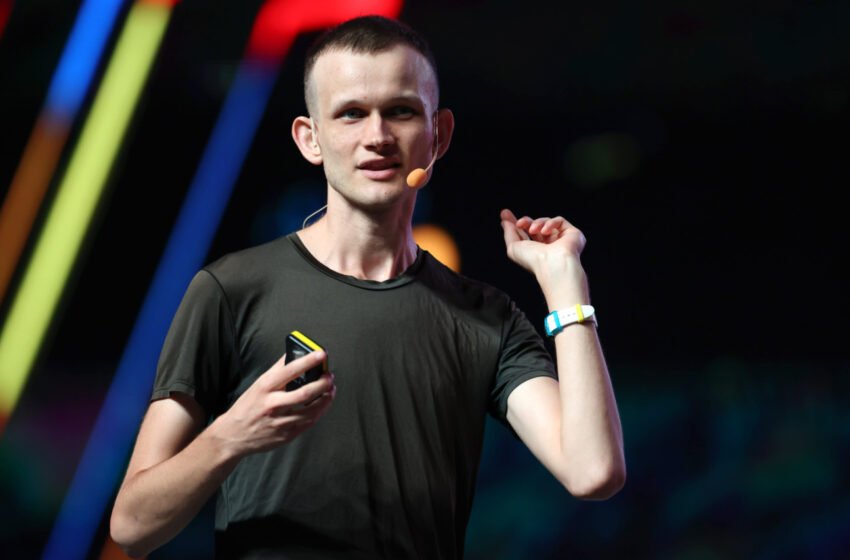  Vitalik Buterin Takes a Closer Look on Putin and the FTX Collapse