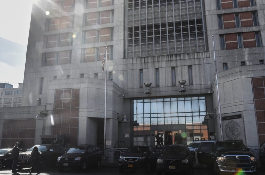  Behind MDC Walls — Independent Reporter Captures Photo of Sam Bankman-Fried’s New Reality