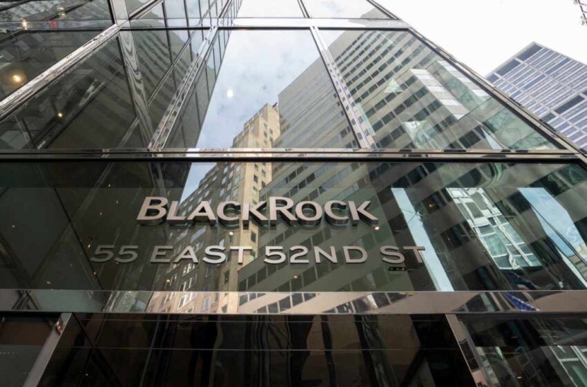 Bitcoin Tops Crypto Priority for Blackrock Clients as IBIT Holdings Reach 243K BTC