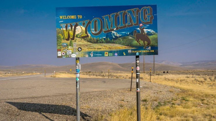  Wyoming Introduces Legal Recognition for DAOs