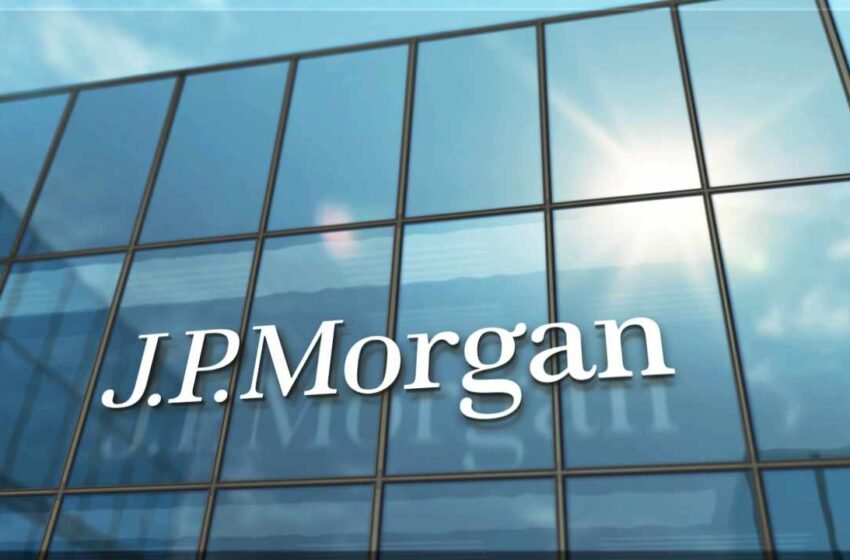  JPMorgan Warns of Downside Risk in Crypto Markets
