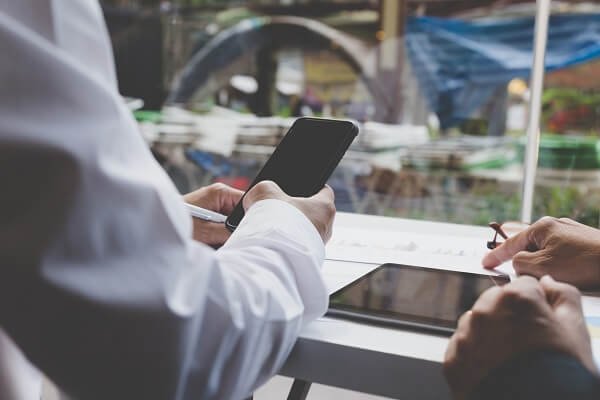  Hex Trust Group launches, USDX, the first native stablecoin on Flare Network