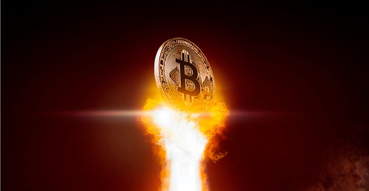  Crypto traders eye Memeinator (MMTR) amid bullish projections for Bitcoin