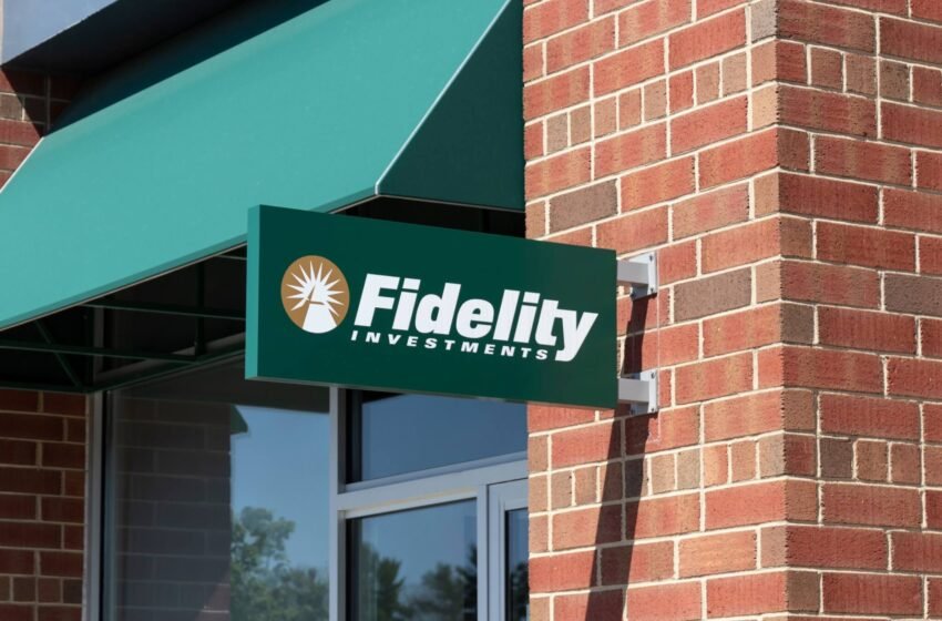  Fidelity’s FBTC leads as spot Bitcoin ETFs see $226 million in net outflows