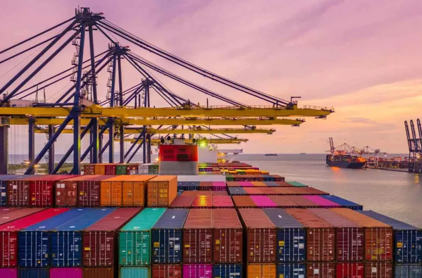  Dubai Customs Introduces Blockchain Tech to Enhance Trade Transparency