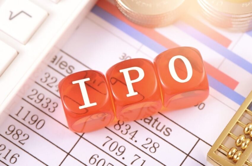  Bitcoin Rewards App Fold to Become Publicly Traded Company Through Merger