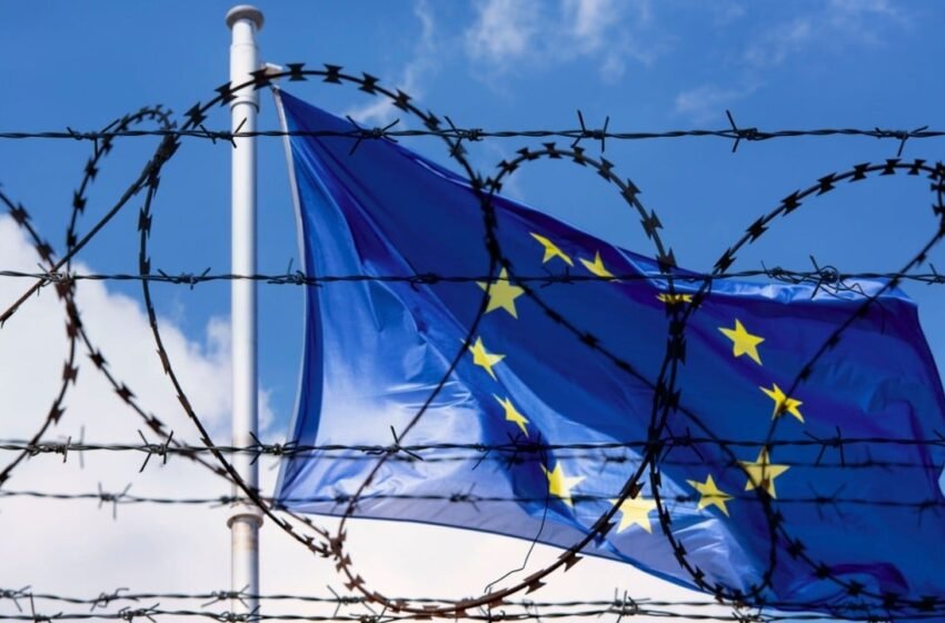  Vitalik Buterin Raises Concerns Over Telegram CEO’s Arrest and Its Implications for Tech Freedom