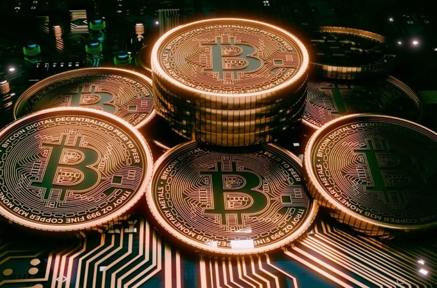  Bitcoin’s Reign Unchallenged: Altcoin Season Continues to Fade Into Obscurity