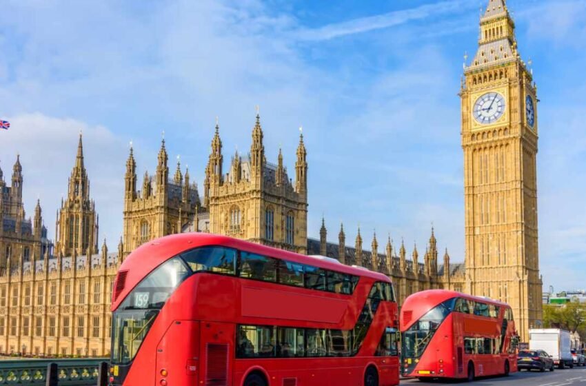  Xapo Bank Enters UK Market, Offers Interest-Bearing USD and Bitcoin Account