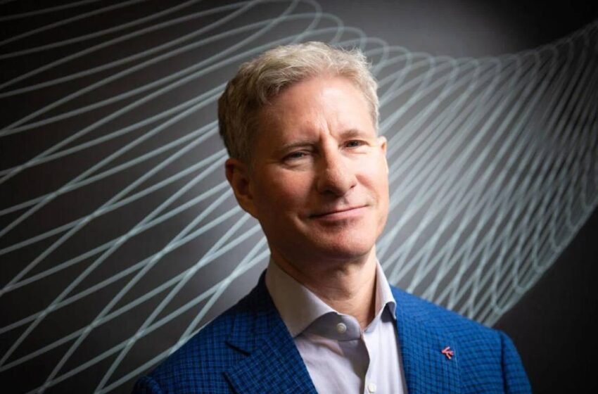  Ripple’s Chris Larsen Pledges $10M in XRP to Back Kamala Harris’s Campaign