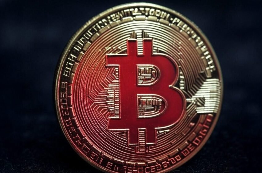  Bitcoin Slides Below $93,000 Amid Lukewarm US Interest During the Holidays