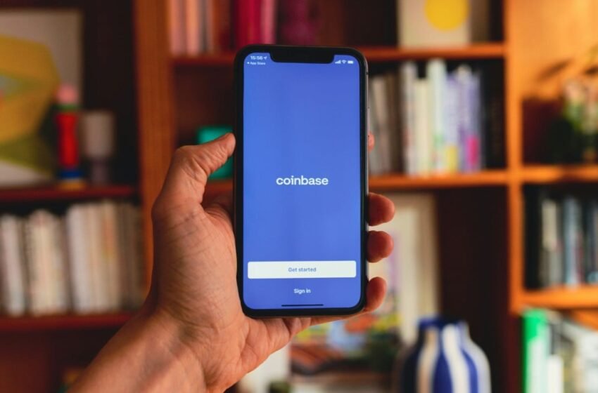  Coinbase Integrates Apple Pay for Seamless Fiat to Crypto Transactions