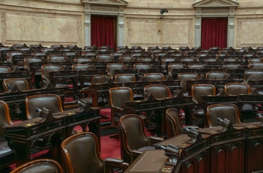  Crypto Crossroads in Argentina: Legislative Elections Might Define Industry’s Future