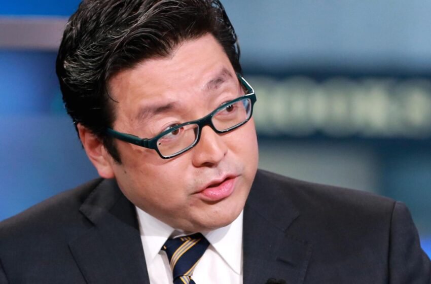  ‘Best-Performing Asset This Year’: Tom Lee Doubles Down on Bitcoin’s Ascent