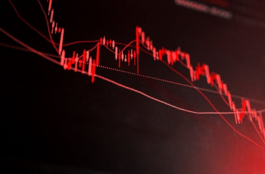  Robert Kiyosaki Warns Market Crash Escalating—’Greater Depression’ Could Wipe out Millions