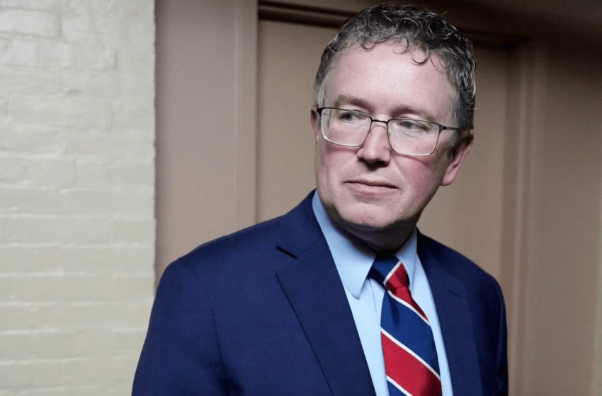  Rep. Thomas Massie Reintroduces Bill to Abolish the Federal Reserve