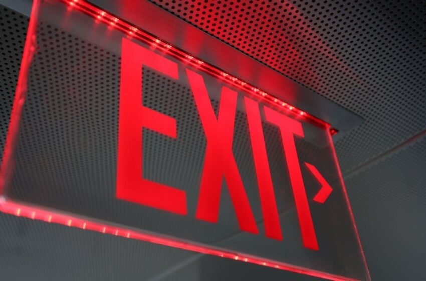  White House Crypto Czar Confirms Full Crypto Exit—Slams ‘Indirect Holdings’ Claims