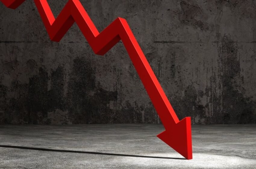  A Sea of Red: Bitcoin Dives Below $75K as World Markets Falter