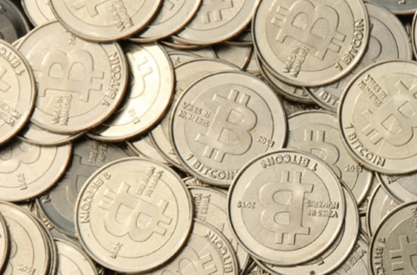  Bitcoin Price Watch: Bulls Defend $94K as Resistance Tightens