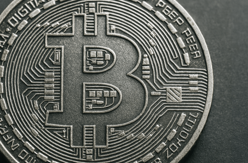  Mining Difficulty Rises 6.81% as Bitcoin Hashrate Hits Record High