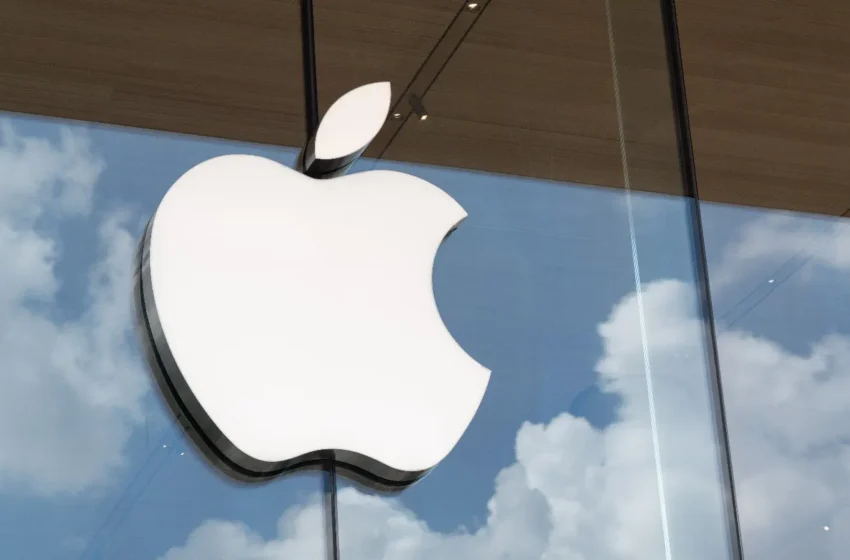  Apple Must Allow External Payments After Judge Ruling