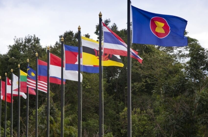  ASEAN, China, Japan, and South Korea Stand Against Trump’s Protectionism