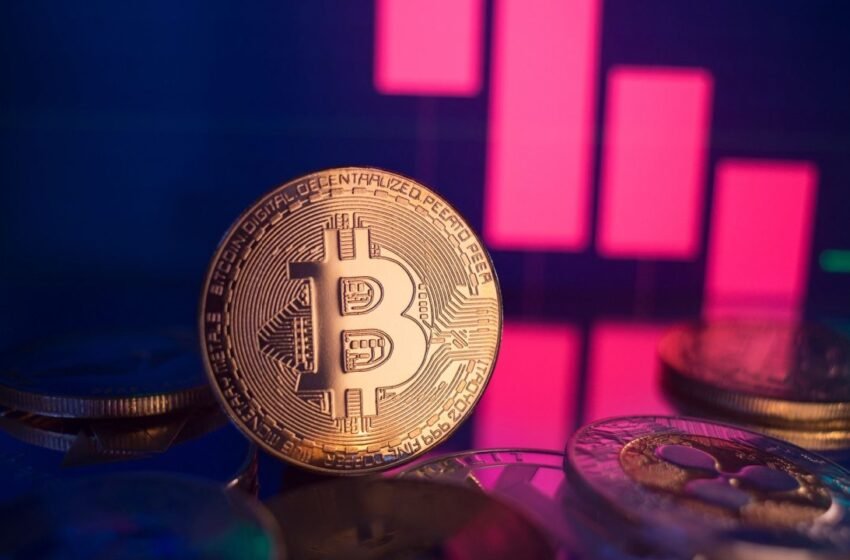  ETF Momentum Breaks: Bitcoin and Ether Funds Record Net Outflows After Strong Run