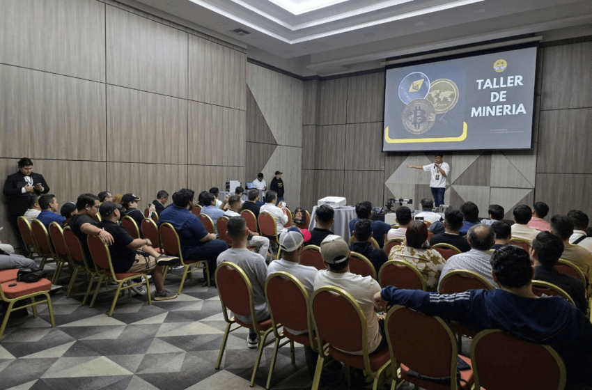  Guayaquil Makes History With the First Bitcoin Mining Event in Ecuador
