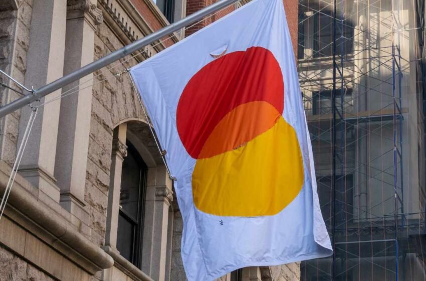  Mastercard Enables Stablecoin Use at 150M Merchants With Moonpay