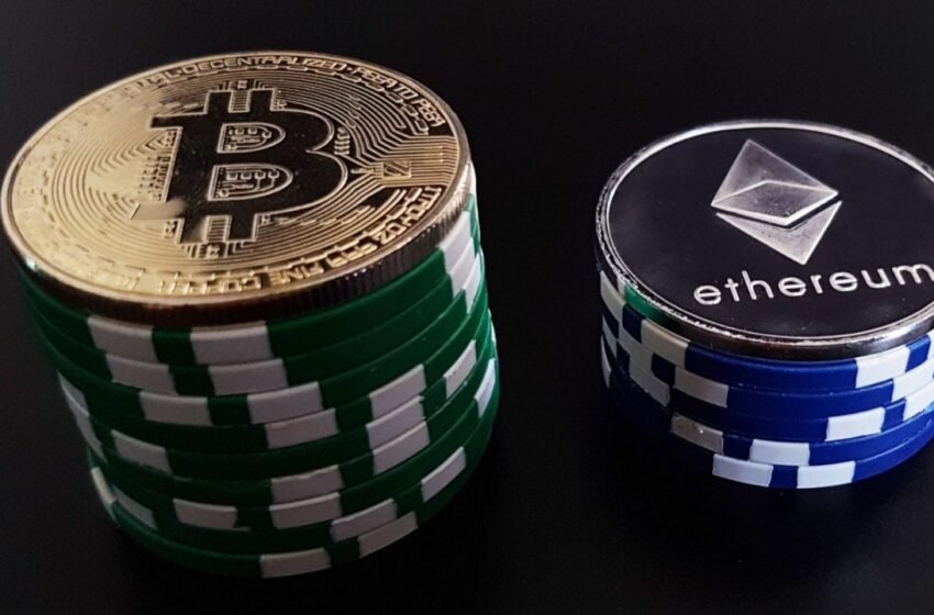  Bitcoin ETF Outflows Deepen With $616 Million Exit While Ether ETFs Ride 10-Day Inflow Wave