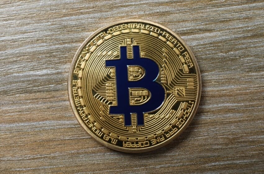  Legendary Bitcoiner Debunks Paper Bitcoin, Sparks Discussion on the Phenomenon