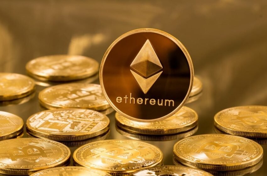  Ether ETFs Push Green Streak to 14 Days as Outflows Return to Bitcoin ETFs