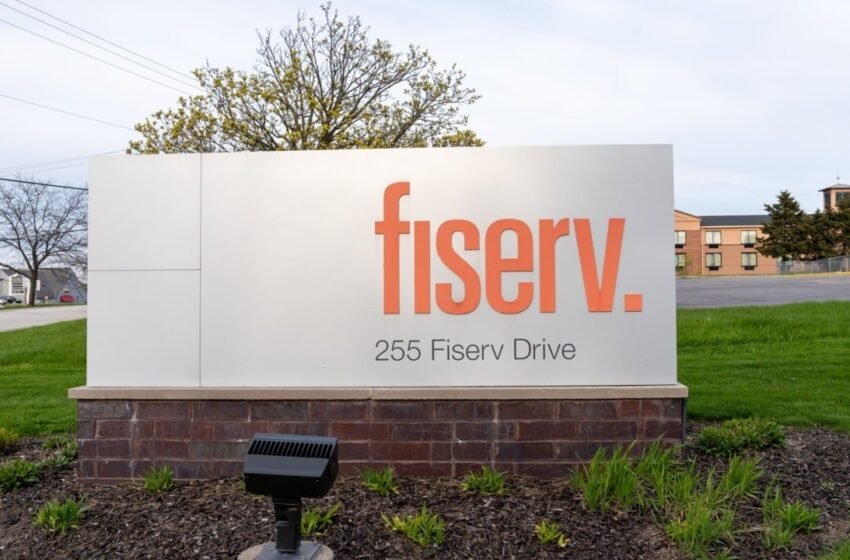  Global Fintech Company Fiserv to Launch Platform to Democratize Stablecoin Access
